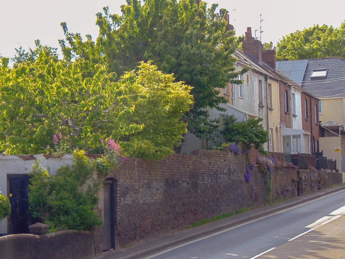 Cosy Cottage For Work Or Leisure, Rd&E 20Min Walk, Easy Access To City Centre Exeter Apartment